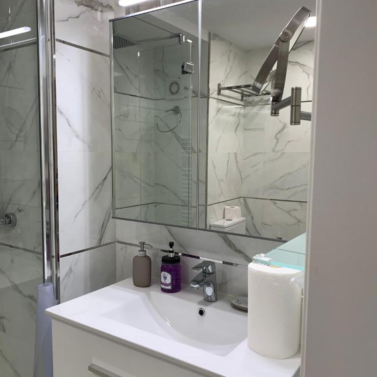 RESIDENCIAL SALESAs - Apartamento de 1 dormitorio - 9