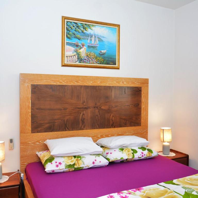 Apartments Olive - One-Bedroom Apartment - 14