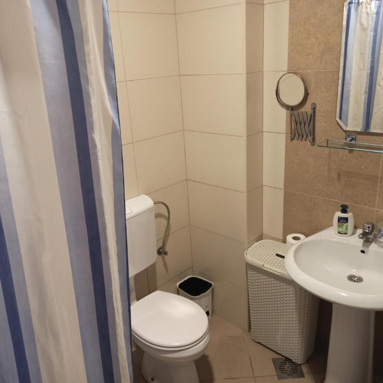 Rakocevic Apartments - One-Bedroom Apartment - 7