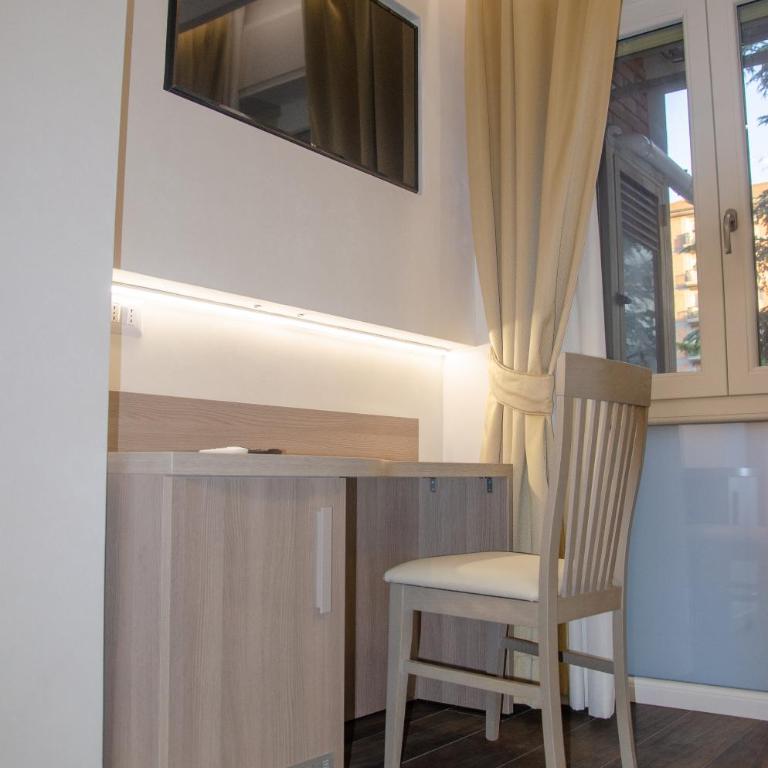 B&B Le Ninfee - Camera Matrimoniale/Doppia con Letti Singoli con Balcone - 6