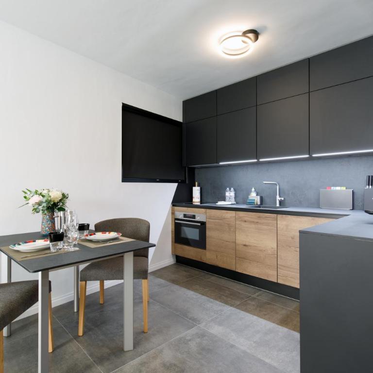 Cannes CROISETTE, Palais des Festivals, Beaches, Apart Residence Le MINERVE - Studio with Terrace - 5