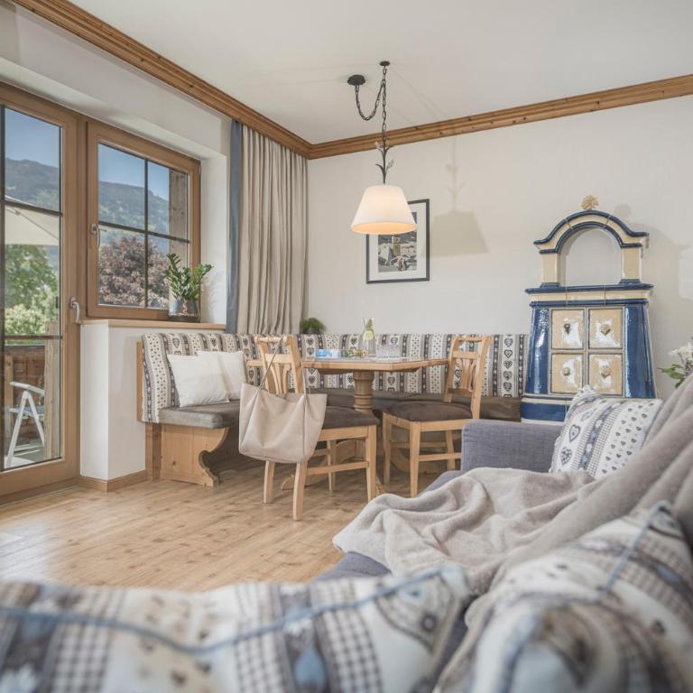 Aparthotel Stacherhof - Apartment mit 2 Schlafzimmern und Seeblick - 1