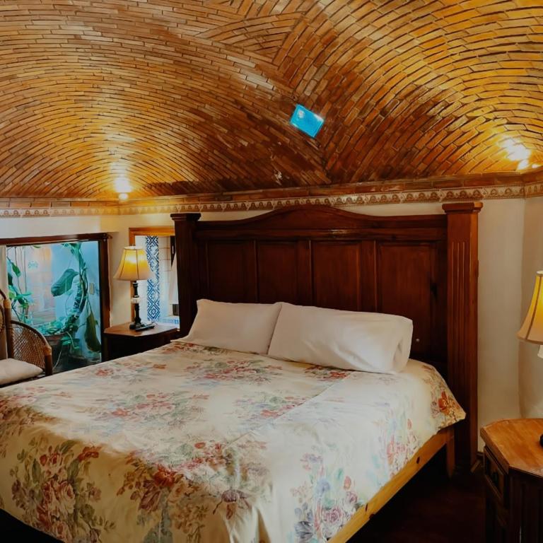 Casa de Pita - King Suite - 4