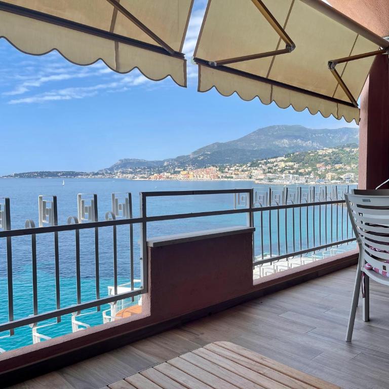Una terrazza sul mare - Balzi Rossi - Appartamento con Balcone - 5