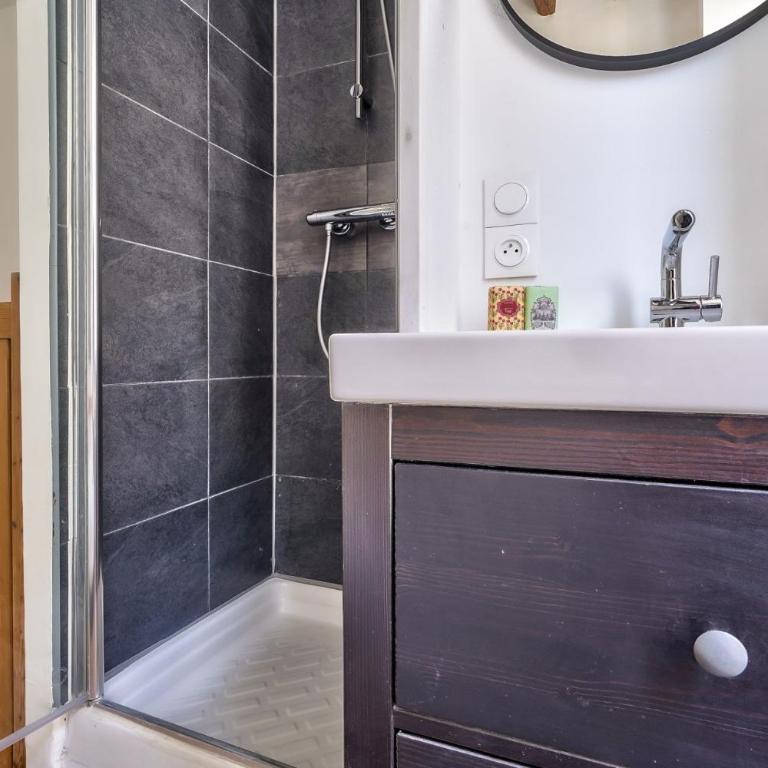 Cute and New Studio Duplex in the Heart of Paris - Studio avec mezzanine - 9
