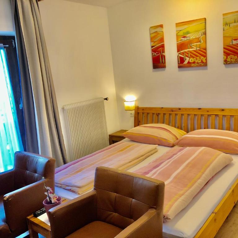 Haus Maria - Budget Doppelzimmer mit Gemeinschaftsbad - 5