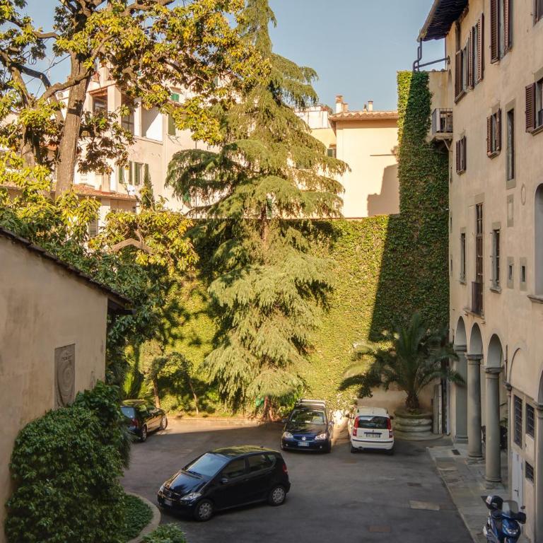 Residenza d'epoca Borgo Albizi - Camera Tripla Superior - 4