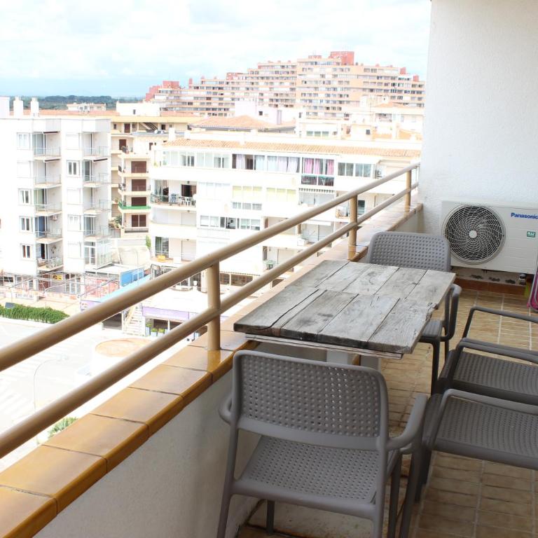 Beautiful apartment in front of beach, pool, view - Two-Bedroom Apartment - 20