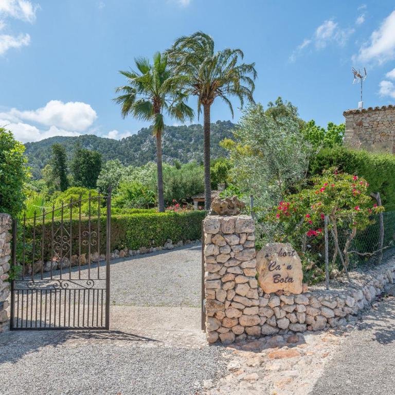 Finca L'hort de Can Bota,con piscina privada - Casa de 3 dormitorios - 28