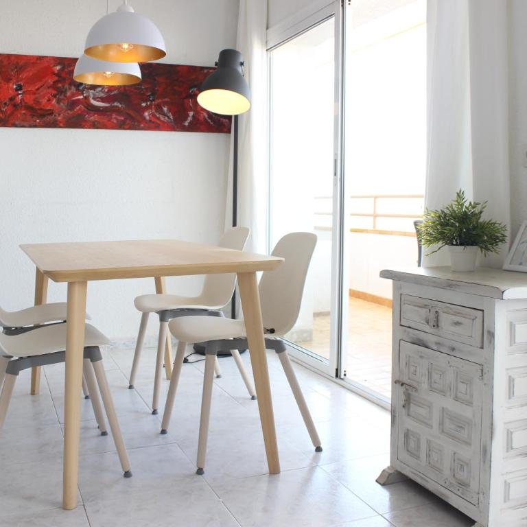 Beautiful apartment in front of beach, pool, view - Two-Bedroom Apartment - 35