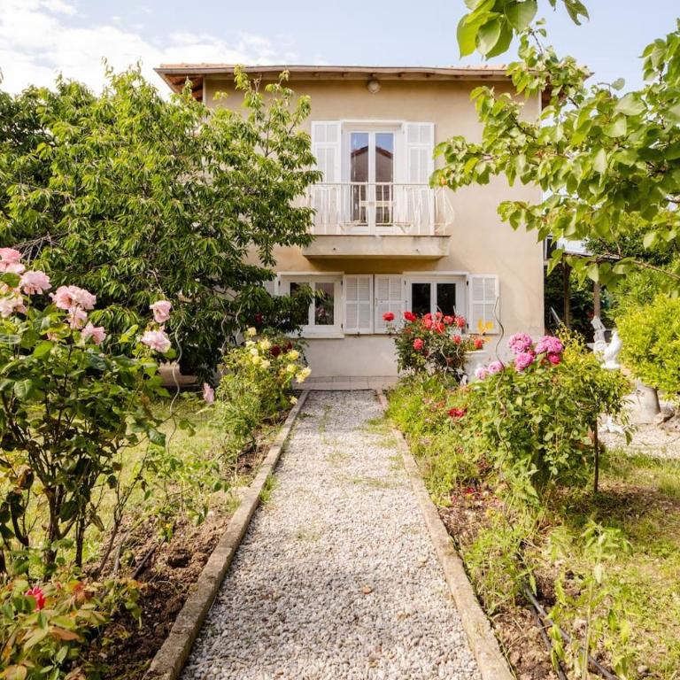 Studio Antibes - 5min des plages - Parking gratuit - Climatisation - Studio - Vue sur Mer - 15
