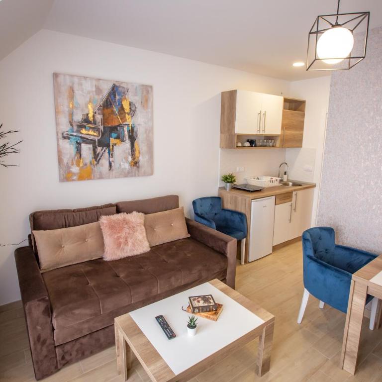 Apartments View Dvori E25 - Two-Bedroom Apartment - 16