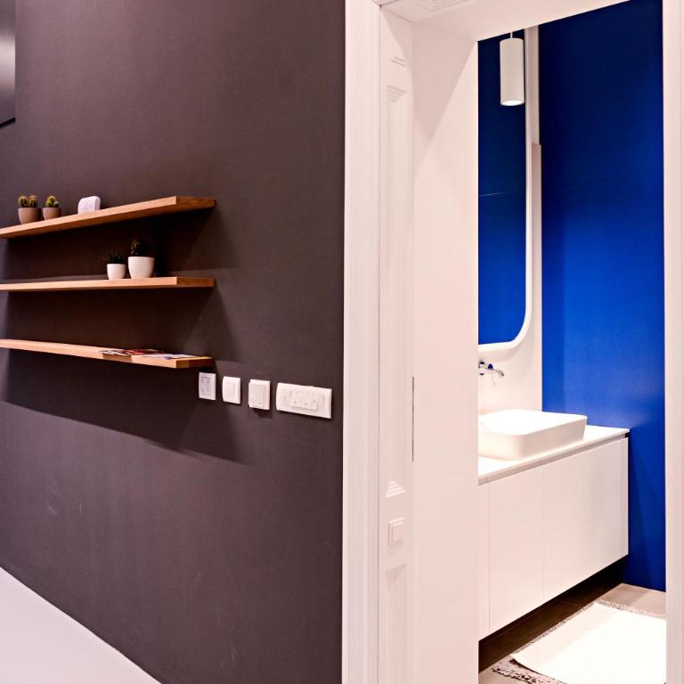 Modern & Comfortable Apartment in the City Center - One-Bedroom Apartment - 6