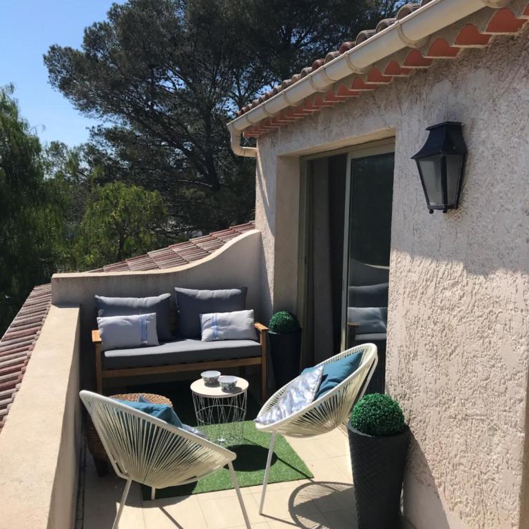 BOULOURIS - Grand 3 pièces 5 personnes avec terrasse à 5min à pied des plages - Appartement 2 Chambres - 7