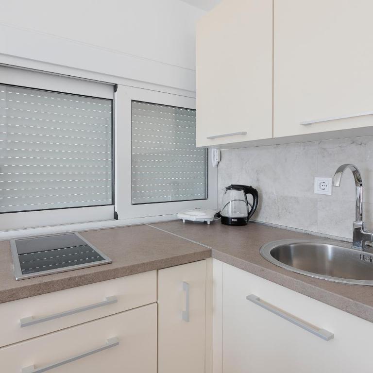 Apartments Stetonn - Apartment with Sea View - 11