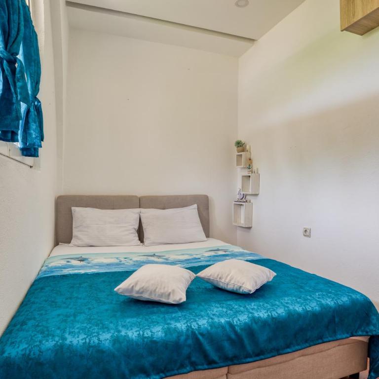 Apartments Suster - Apartment with Garden View - 4