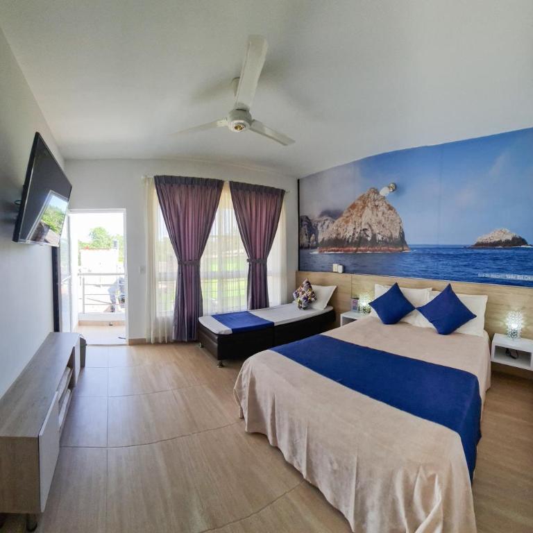 Hotel Santa Clara Doradal - Habitación Doble con cama supletoria - 5