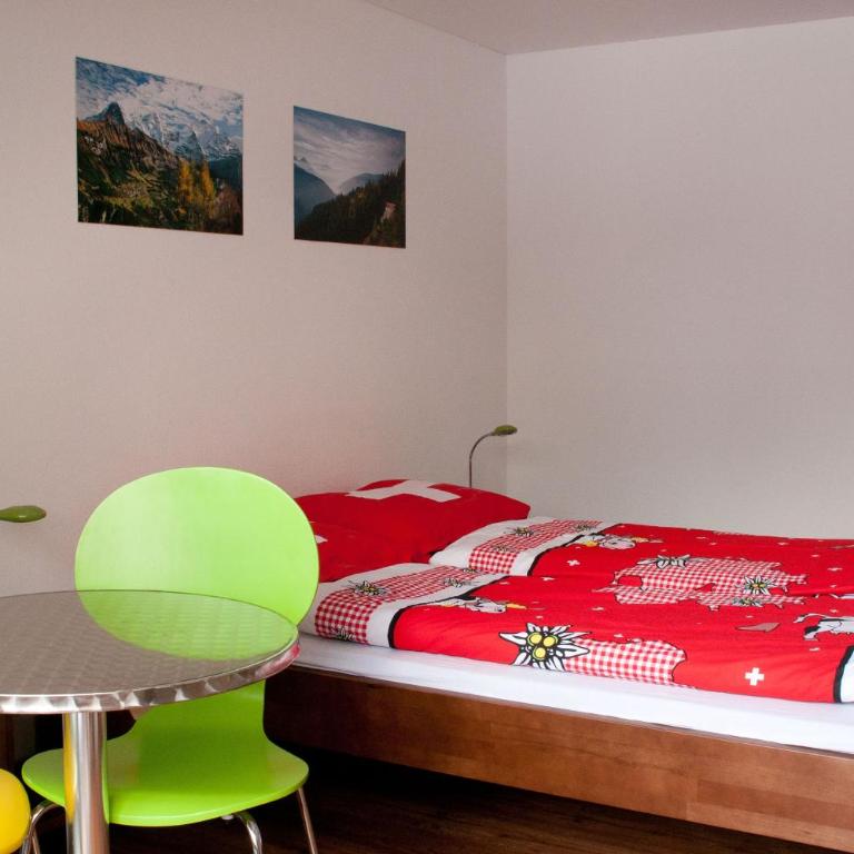 Valley Hostel - Doppelzimmer mit Gemeinschaftsbad - 1