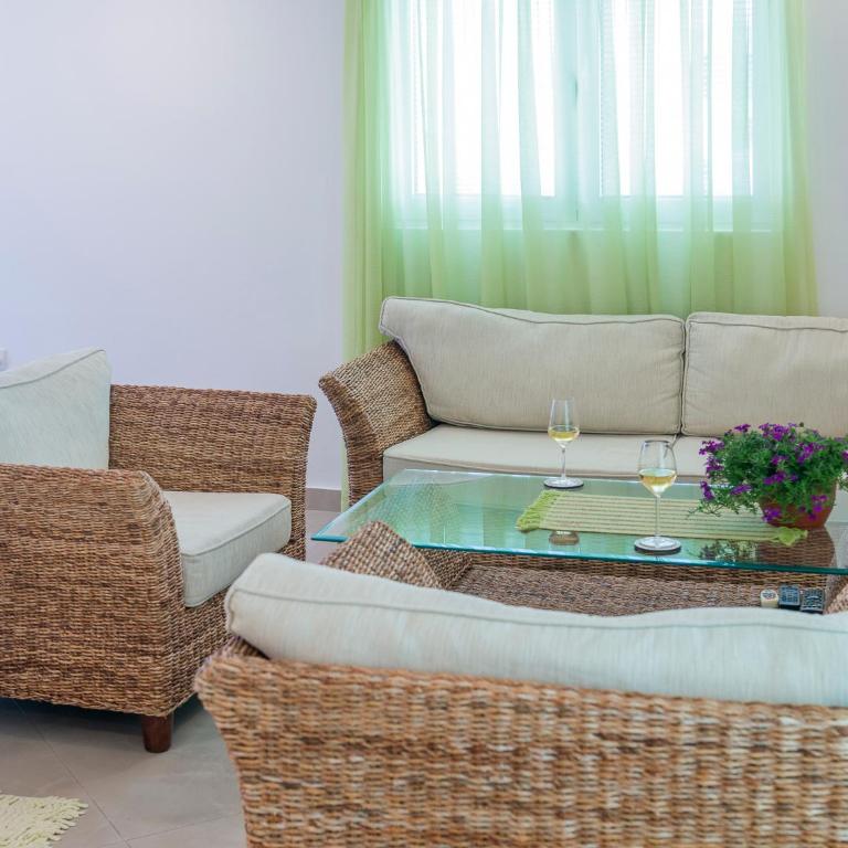 Green Home Apartments - Studio sa Balkonom - 17