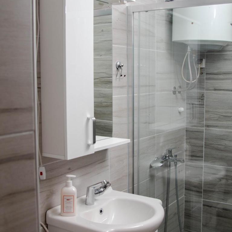 Apartments Marta - Apartman sa 2 Spavaće Sobe - 11