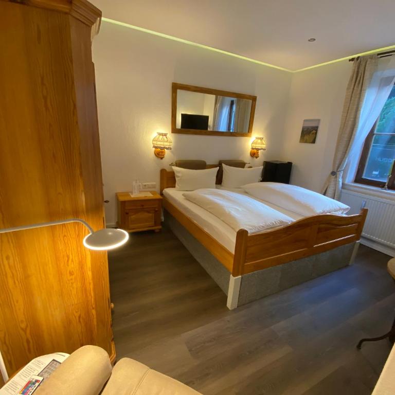 Kur- und Ferienhotel Haser - Standard Doppelzimmer - 3