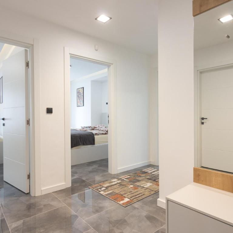 Deluxe Feliciano Apartments - Deluks Apartman - 6