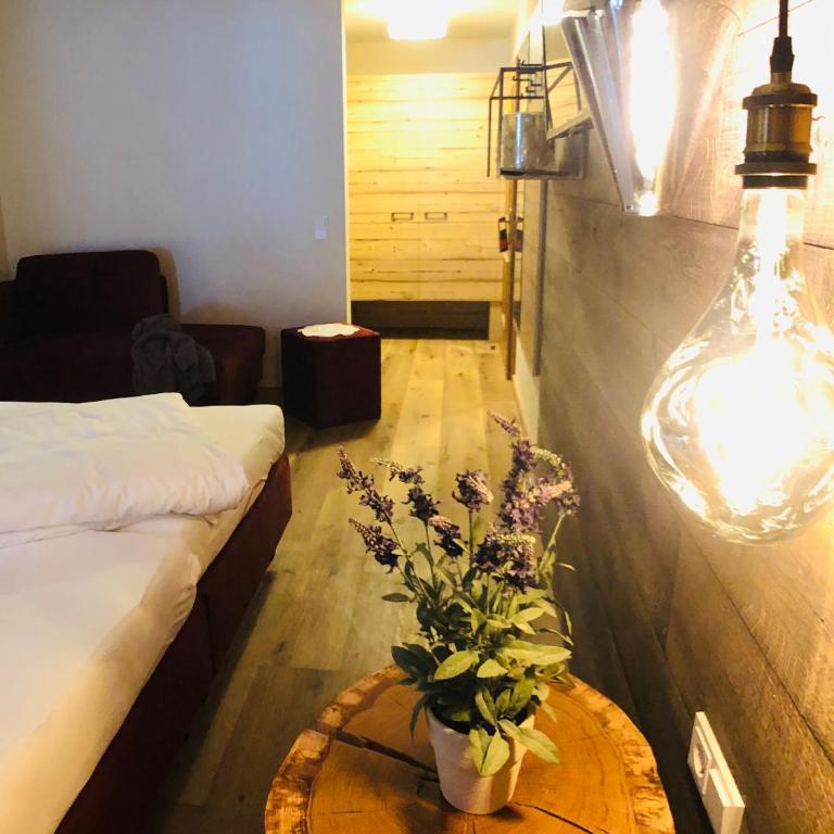 Hotel Alpenblick - Dreibettzimmer - 7