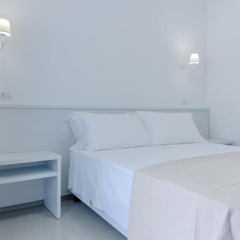 Smart Hotel Ugento - Camera Matrimoniale Economy - 4