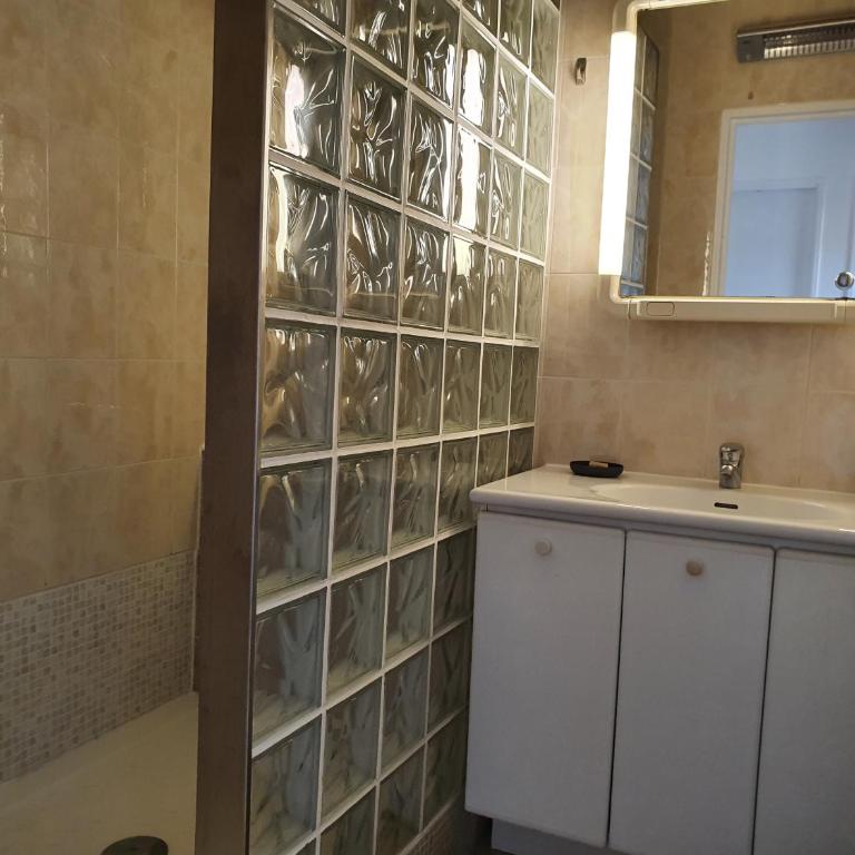 Appartement Cap d'Agde - 6 personnes - Three-Bedroom Apartment - 24