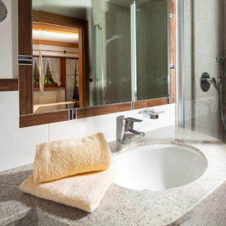 Pfingstlerlehen - Two-Bedroom Apartment - 3