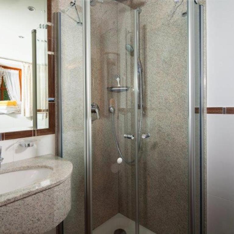 Pfingstlerlehen - Two-Bedroom Apartment - 4
