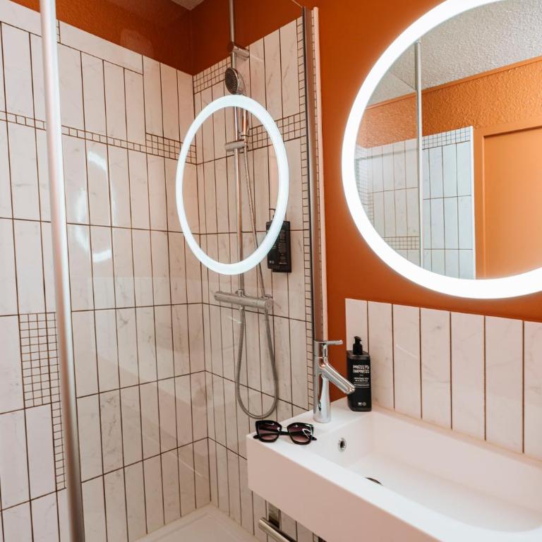 ibis Styles Le Mans Gare Sud - Hébergement Standard 2 Lits Simples - 11