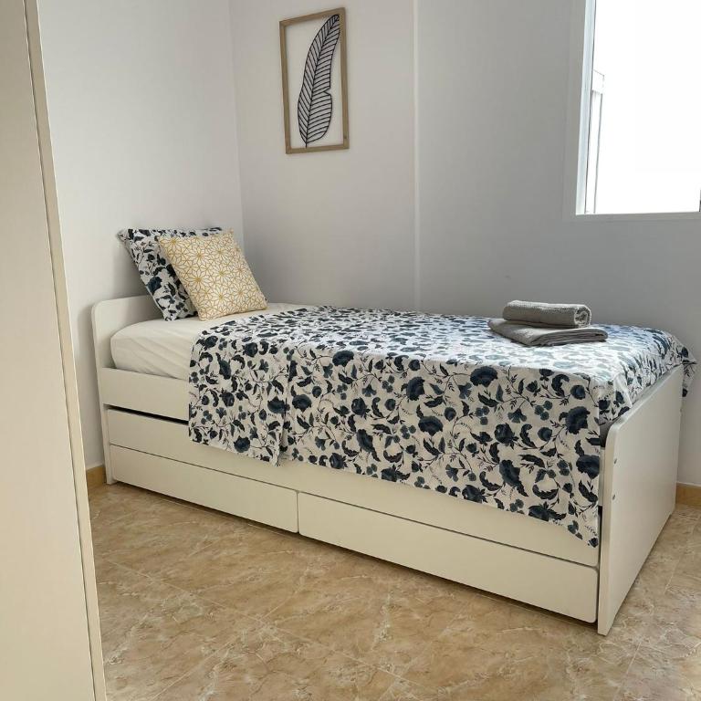 UIM Mediterraneo Poeta 4 Wifi - Apartamento de 3 dormitorios - 5