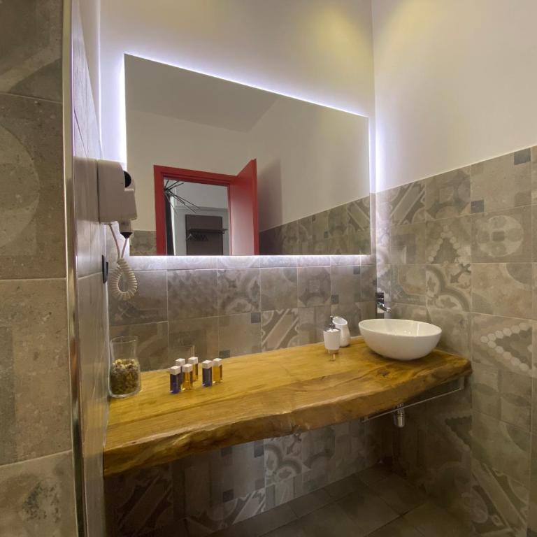 Holiday Guesthouse - Camera Tripla Deluxe - 7