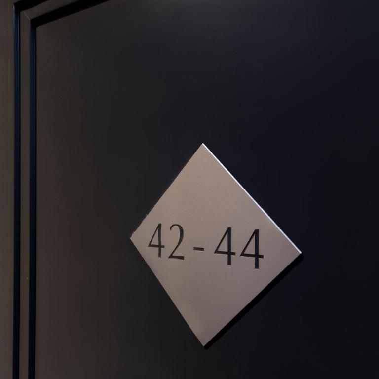 Hôtel Gustave - Suite Familiale avec 2 Chambres Communicantes - 10
