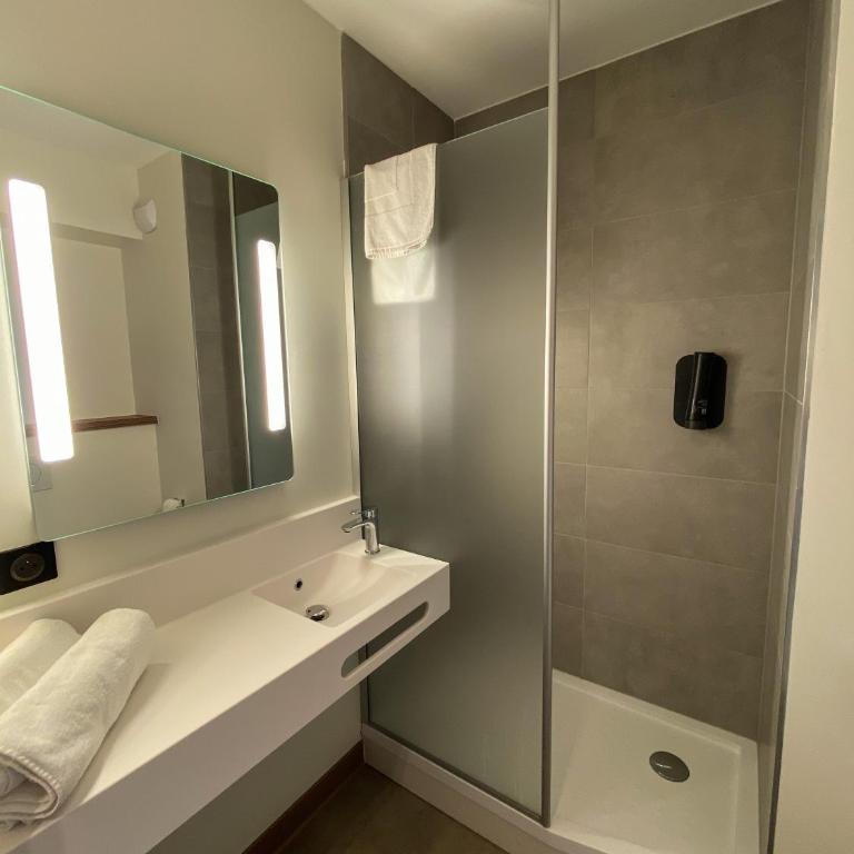 B&B HOTEL Clermont-Ferrand A71-A75 La Méridienne - Chambre Double - 2