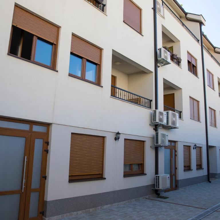 Penthouse with Old bridge view and jacuzzi - Two-Bedroom Apartment - 31