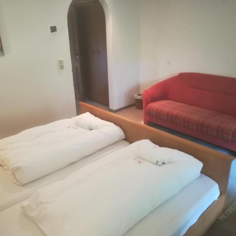 Hotel Waldhaus - Apartment mit 3 Schlafzimmern - 5