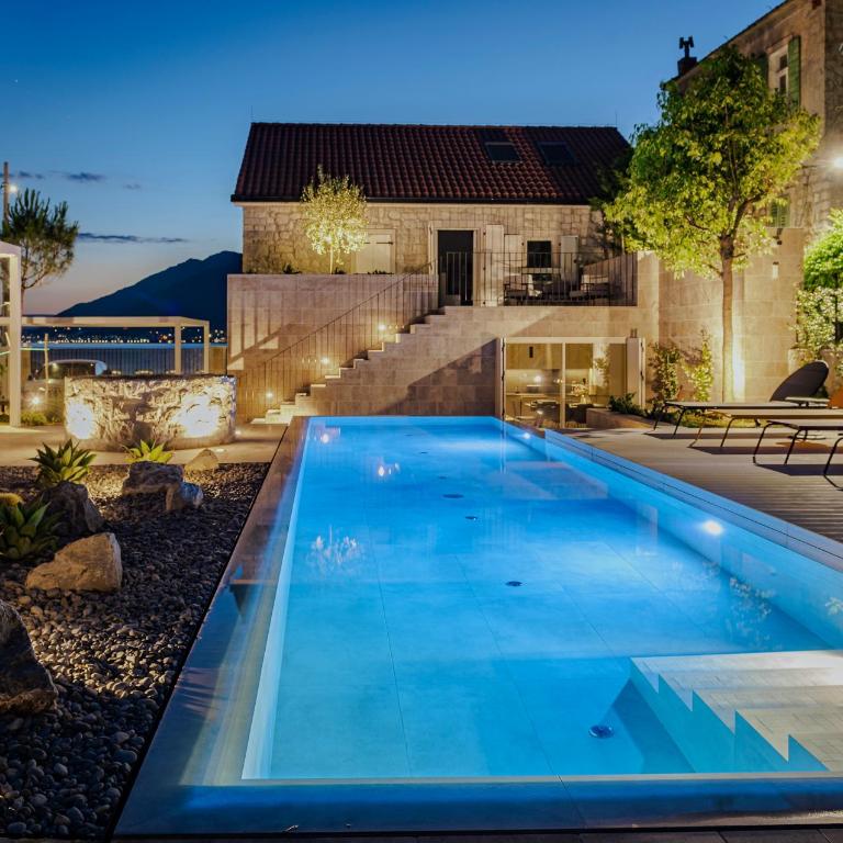 Villa Lastva - Vila sa Sopstvenim Bazenom - 9