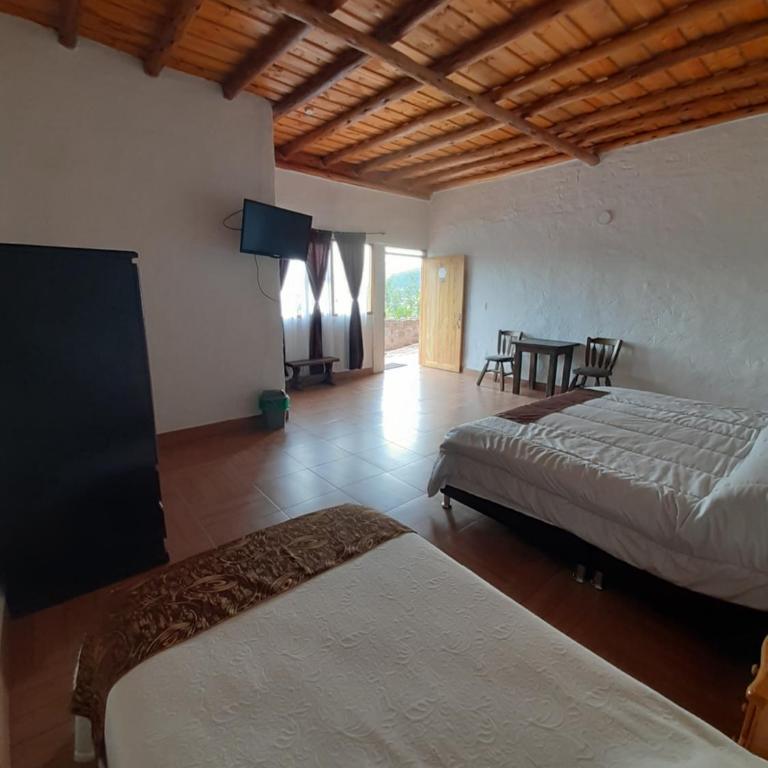 Hotel Campestre Inaoska Ecospa - Habitación Familiar con vistas a la montaña - 2
