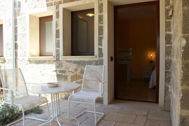 Masseria Pagani - Camera Matrimoniale con Patio - 8