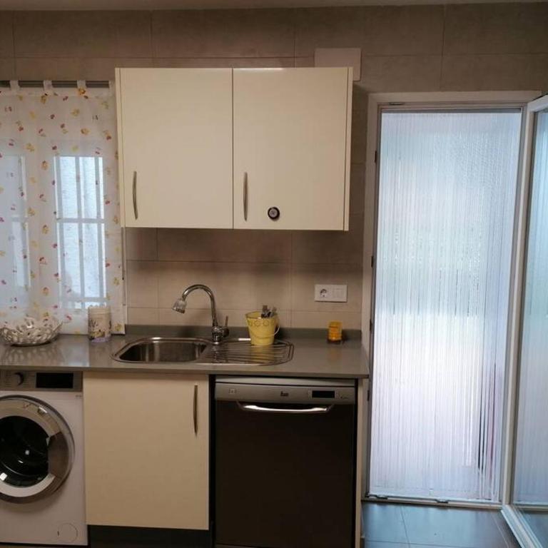 Apartamento Ceclavín - Three-Bedroom Apartment - 12