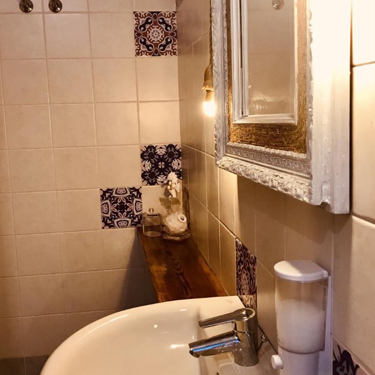 Casa Caterina Lake View Holidays Apartments - Appartamento con Vista Lago Parziale - 11