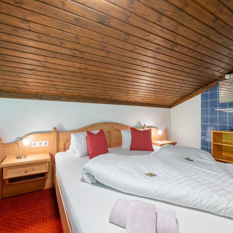 Panoramahotel Stocker - Familiensuite mit 2 Schlafzimmern - 2