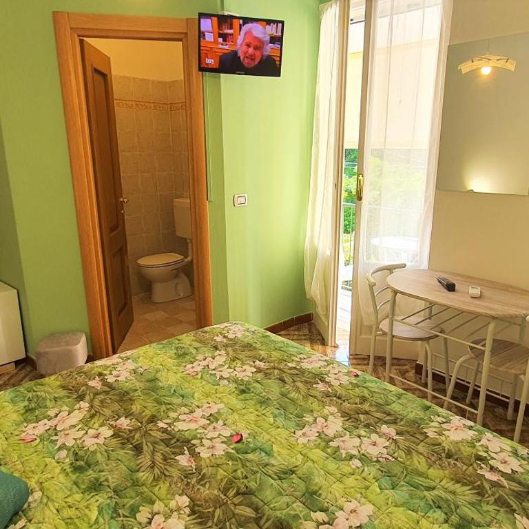 B&B Le Quattro Stagioni - Camera Matrimoniale con Bagno Privato - 3