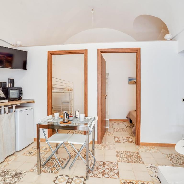 Tiny House 21 Bright Aparment - Appartamento con 2 Camere da Letto - 8