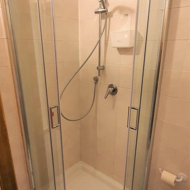 B&B Le Quattro Stagioni - Camera Matrimoniale con Bagno Privato - 2