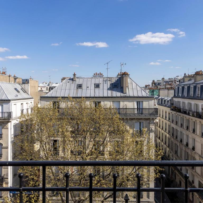 Hôtel Brady - Chambre Double avec Balcon - 4