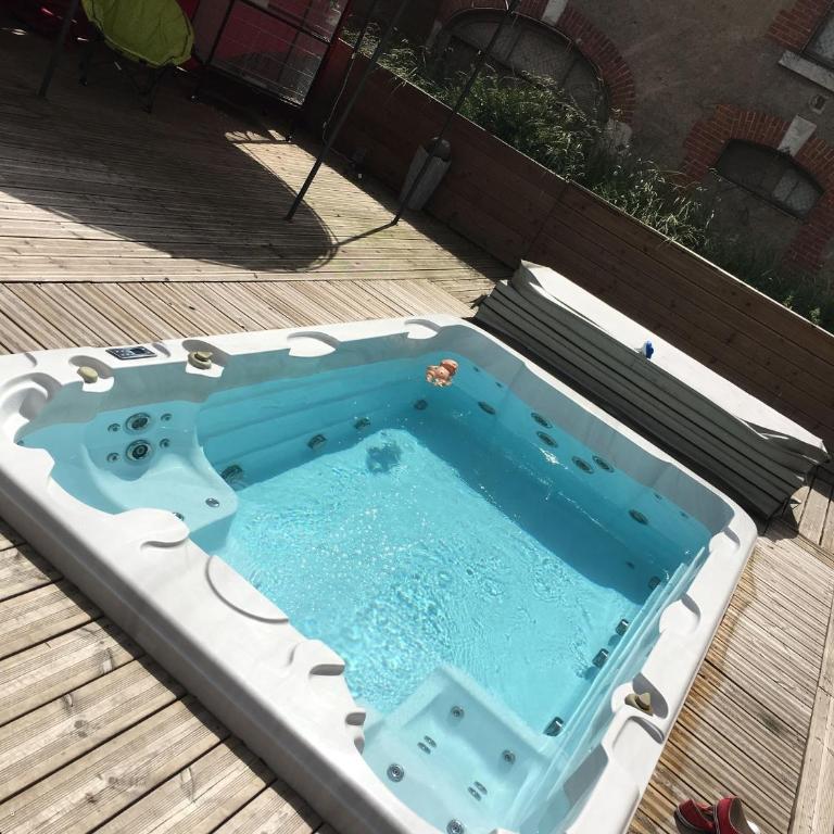 Loft 10 personnes centre de Blois avec jacuzzi - Villa - 2