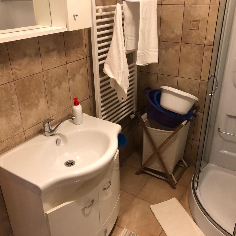 House Greda - Three-Bedroom House - 14